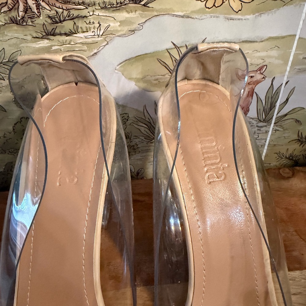 Elegant Clear Floral Embellished Women's Shoes - Picture 9 of 9